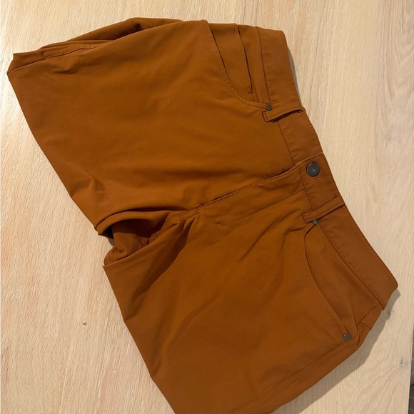 Lululemon ABC Pants - Picture 4 of 5